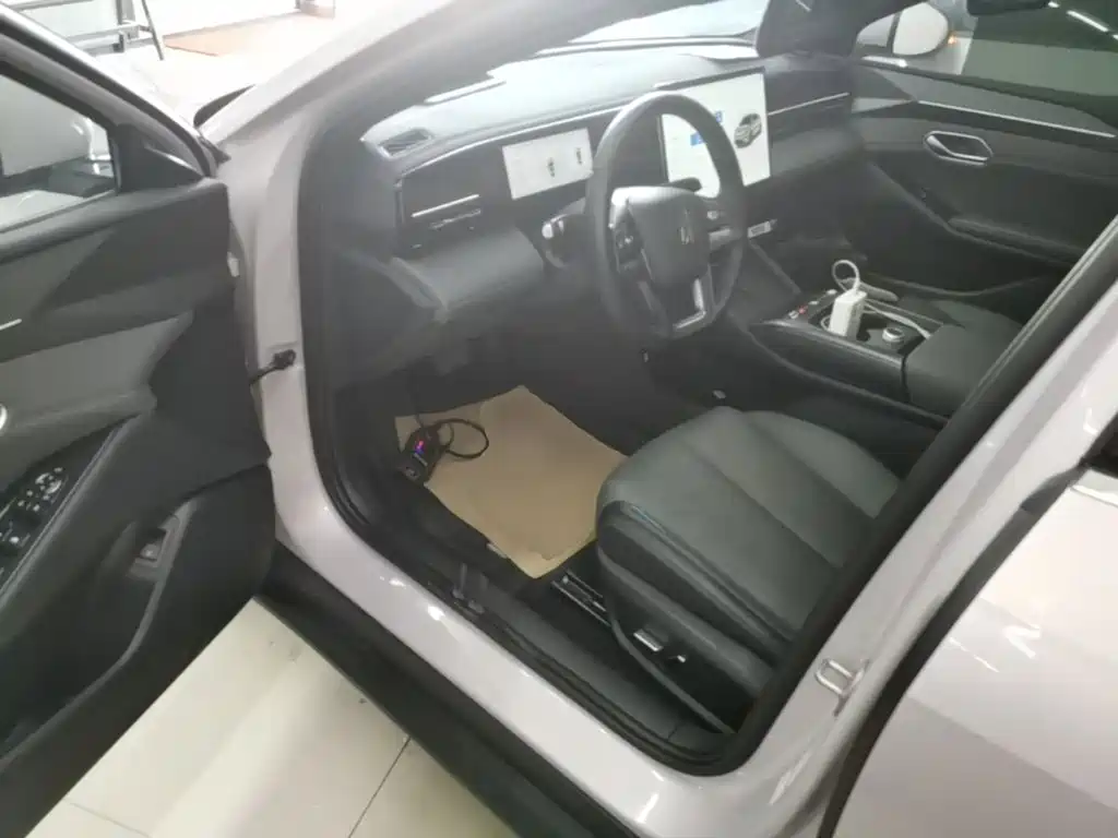 BYD Qin L — миниатюра 16