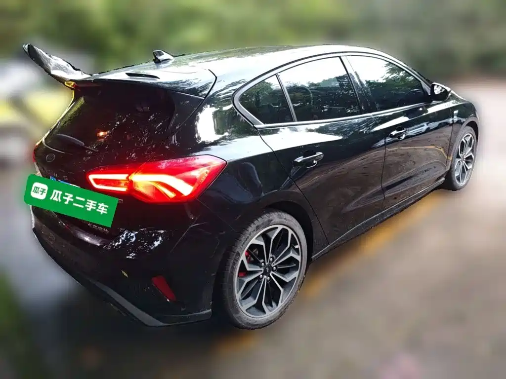 Ford Focus — миниатюра 4