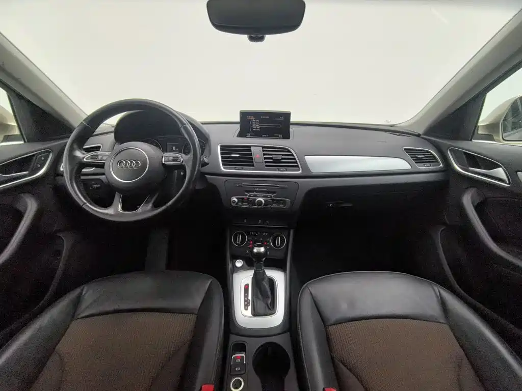 Audi Q3 — миниатюра 5