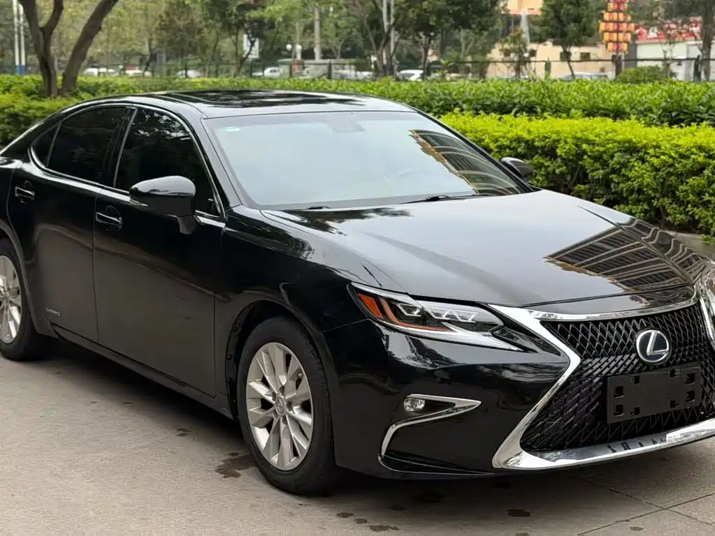 Lexus ES — миниатюра 3