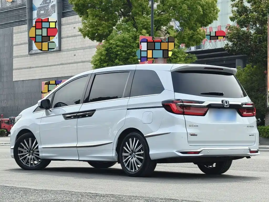 Honda Elysion — миниатюра 13