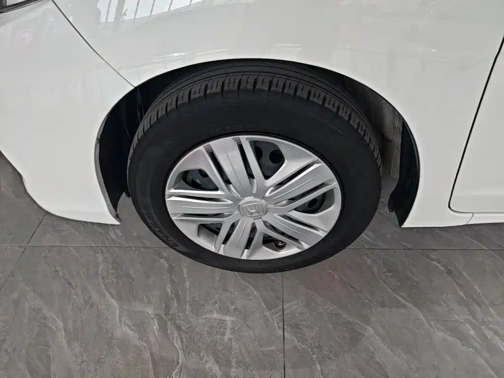 Honda Fit — миниатюра 23