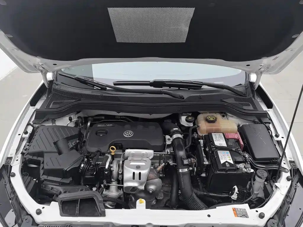 Buick Excelle — миниатюра 6