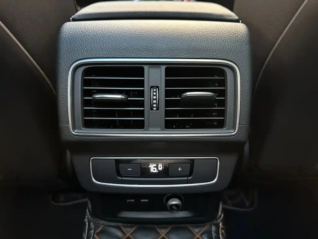 Audi Q5L — миниатюра 16