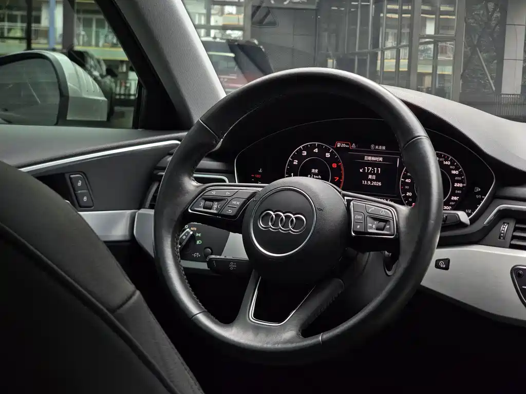 Audi A4L — миниатюра 12