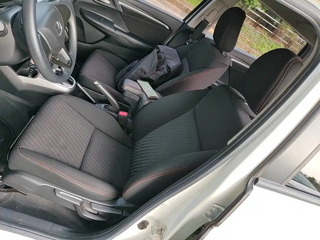 Honda Fit — миниатюра 15