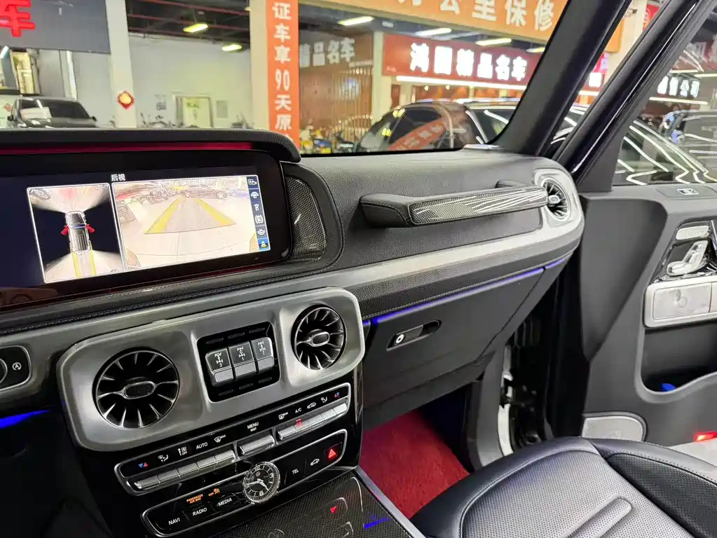 Mercedes-Benz G-Class — миниатюра 8
