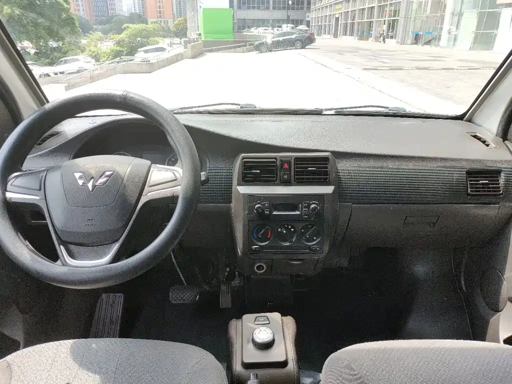 Wuling Rongguang EV — миниатюра 4