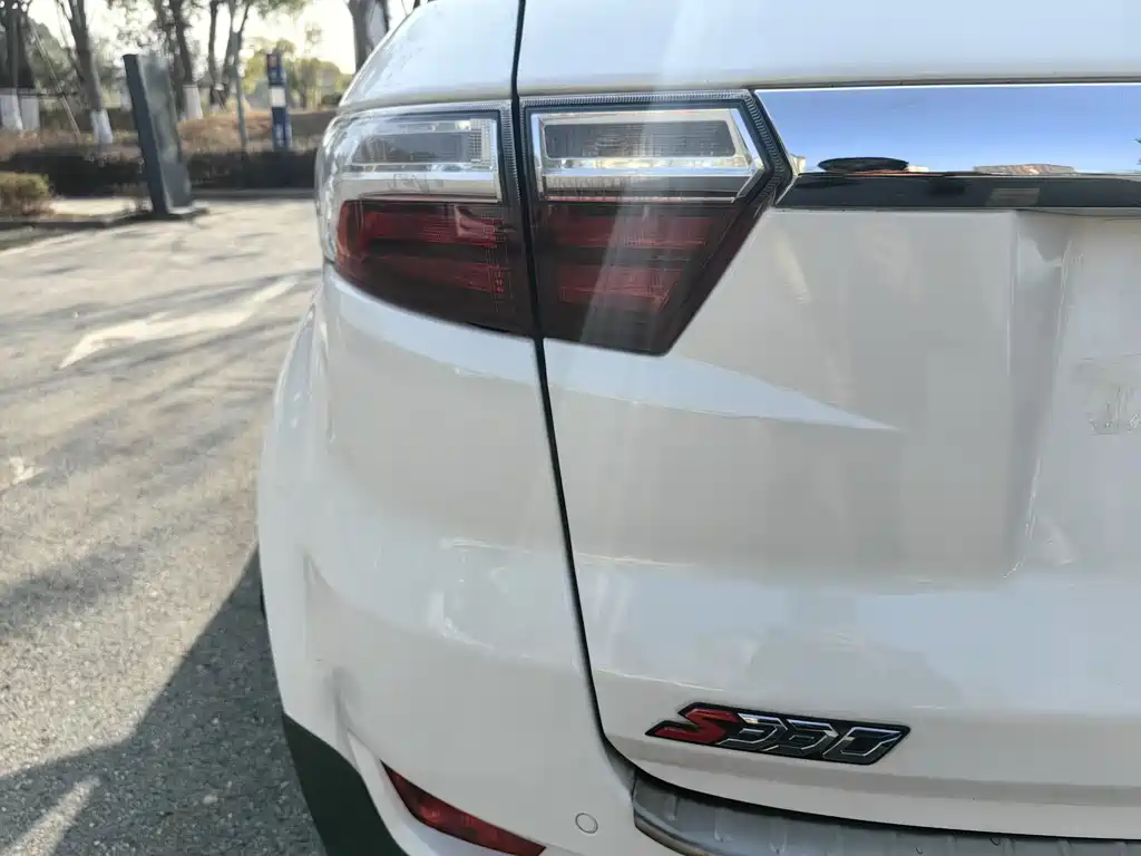 JIANGLING YUSHENG S330