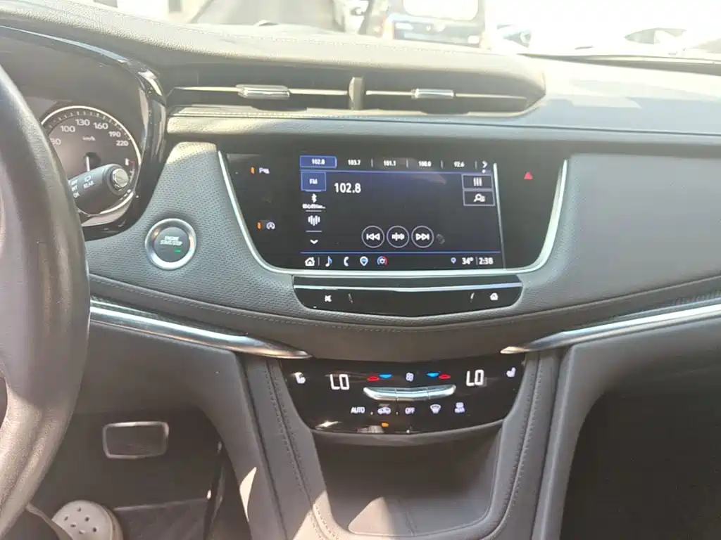 Cadillac XT5 — миниатюра 18
