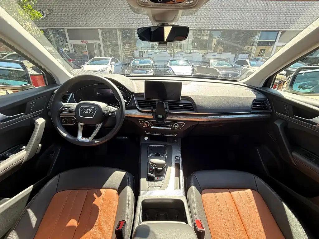Audi Q5L — миниатюра 10