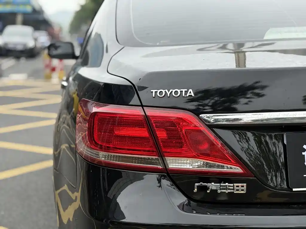 Toyota Camry 2013 200G Luxury