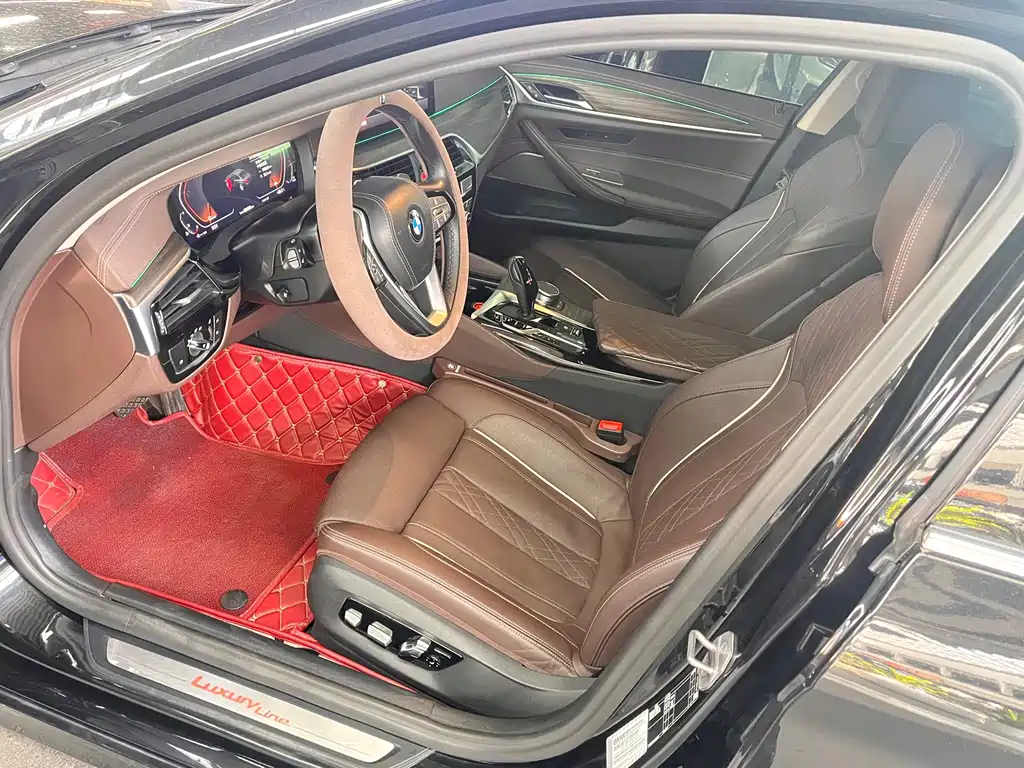 BMW 5 Series — миниатюра 4