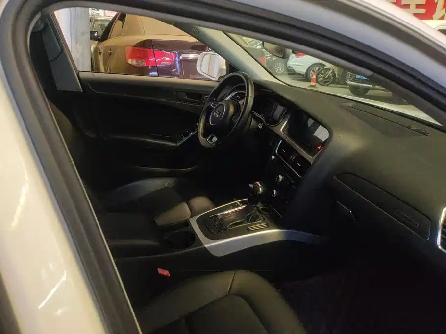 Audi A4L — миниатюра 8