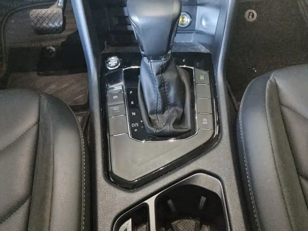Volkswagen Tiguan L — миниатюра 7