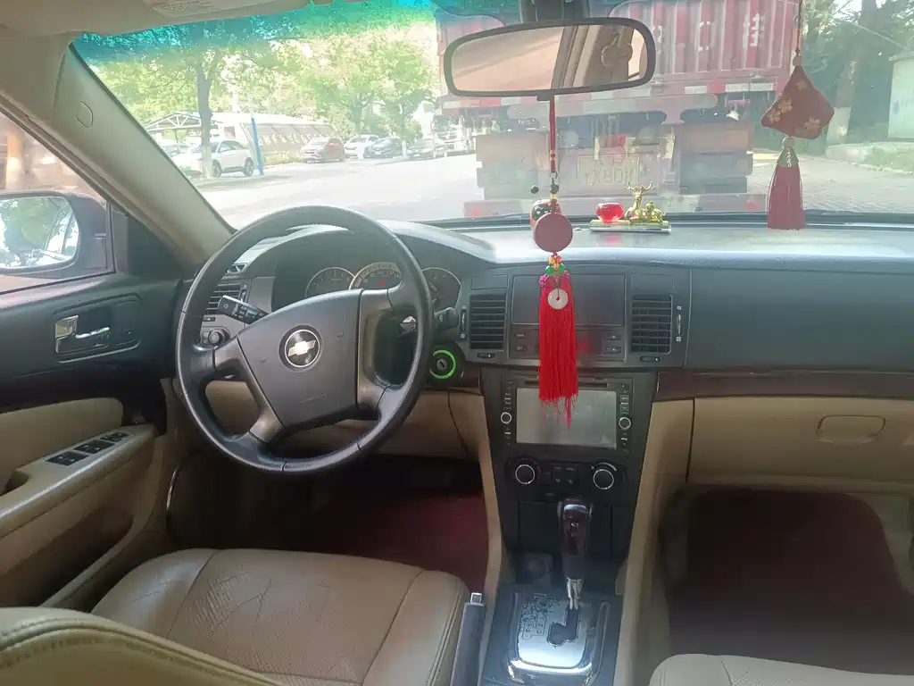 Chevrolet Epica — миниатюра 3