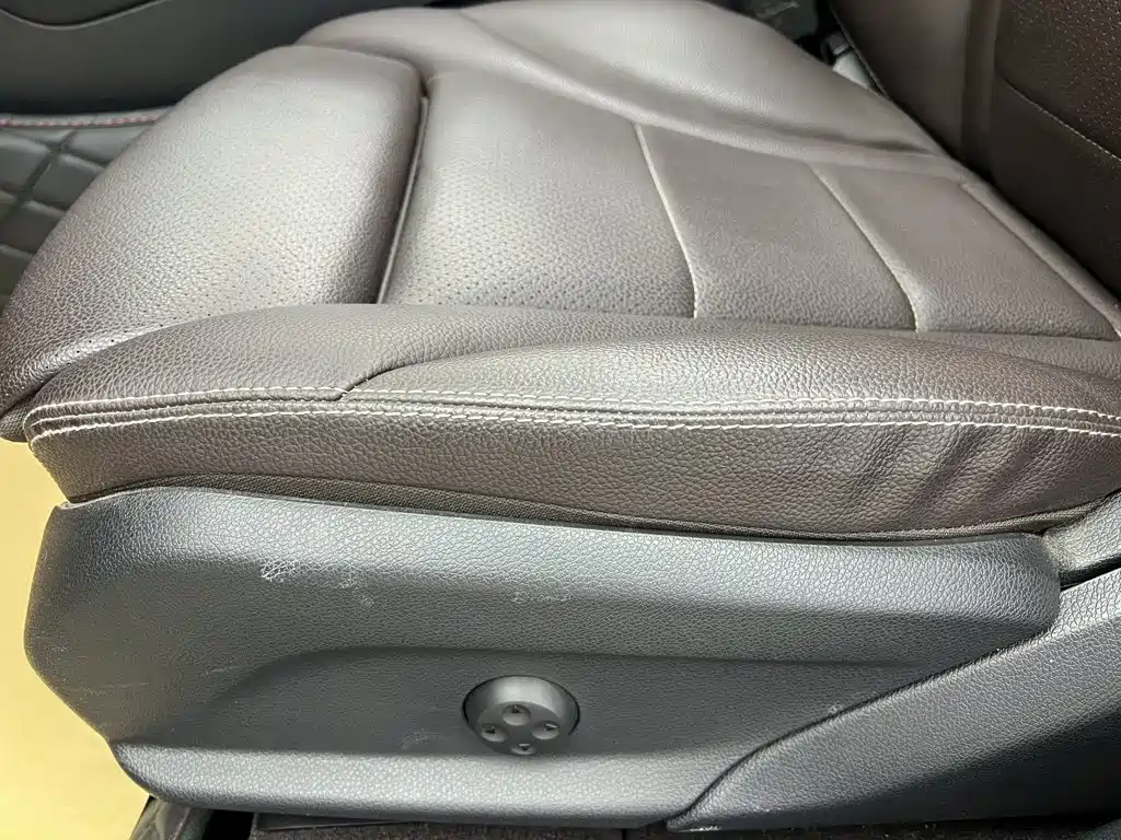 Mercedes-Benz GLC — миниатюра 32