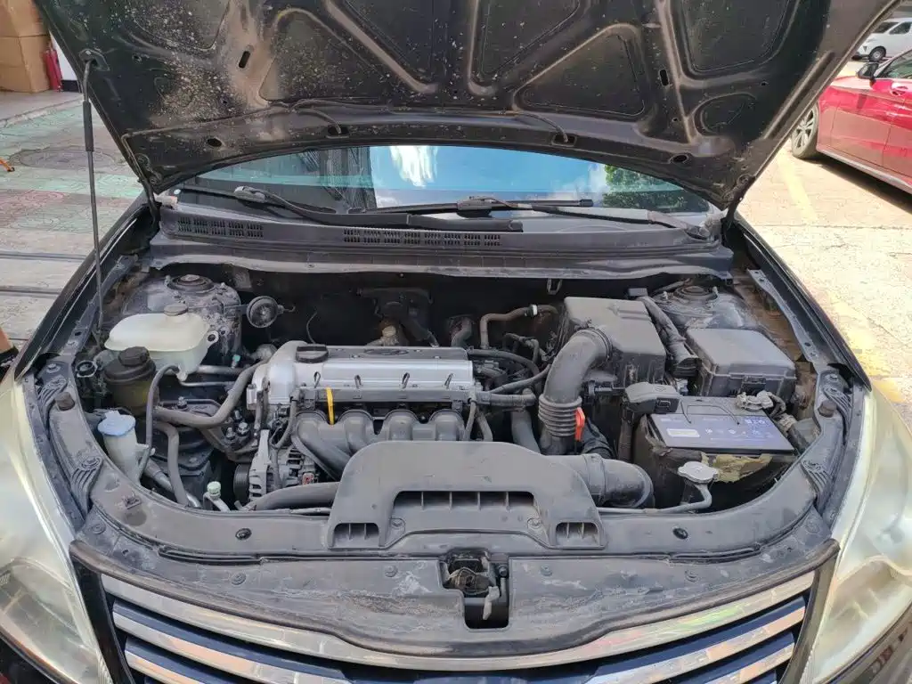 Hyundai Elantra — миниатюра 21