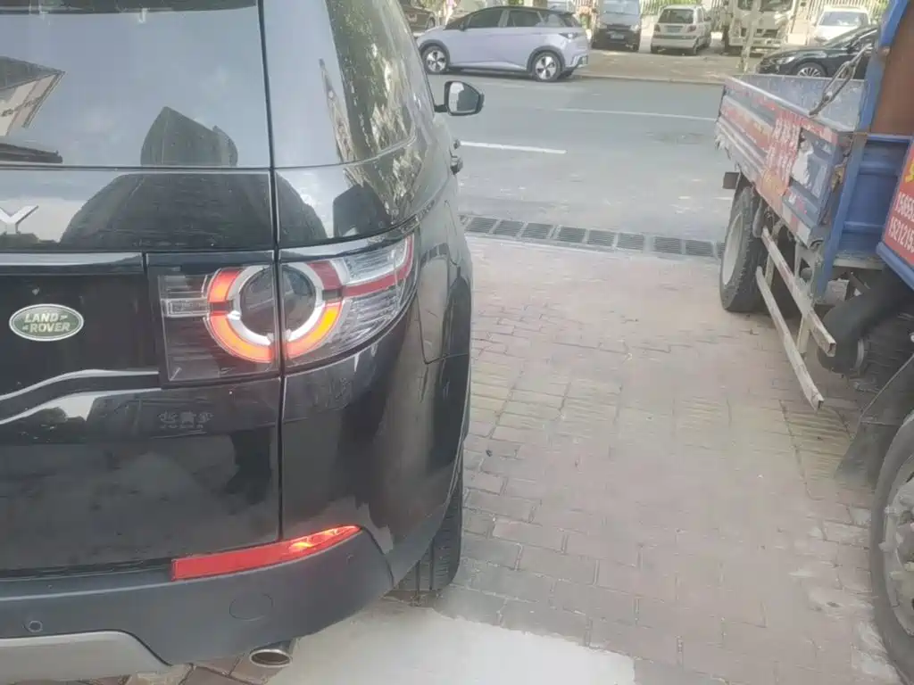 Land Rover Discovery Sport — миниатюра 8