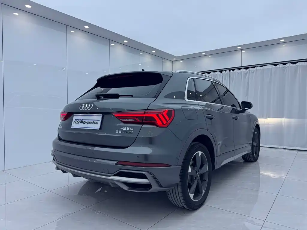 Audi Q3 2022 35 TFSI Fashion