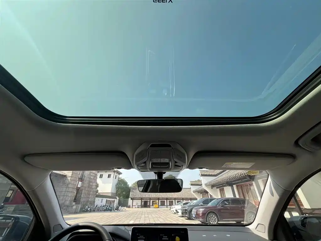 GEELY AUTOMOBILE XINGRUI