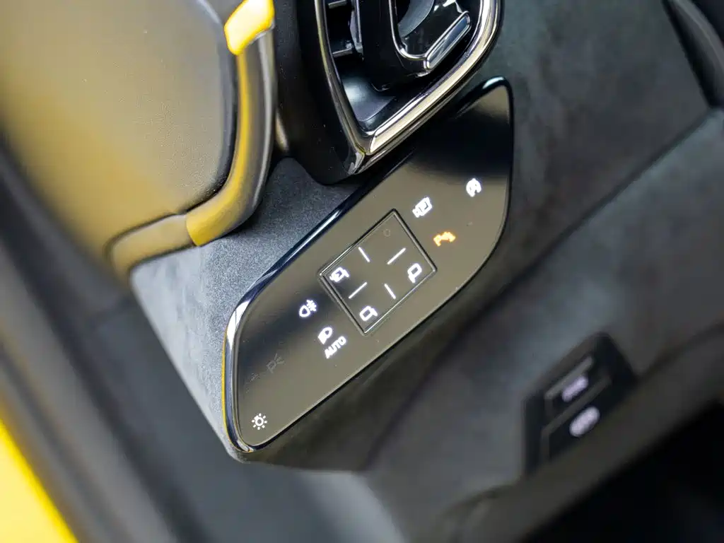 Ferrari Roma — миниатюра 14