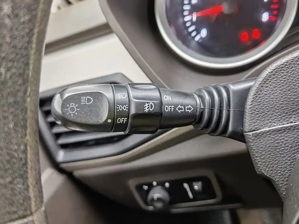 Wuling Hongguang — миниатюра 21