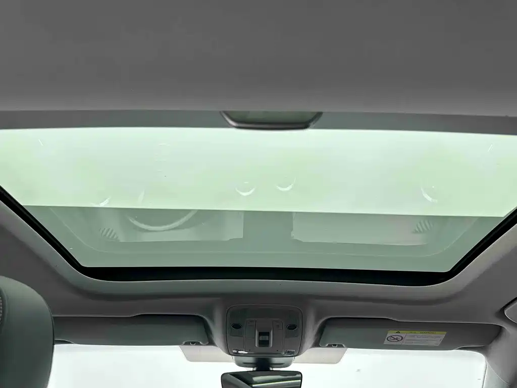 Audi Q2L — миниатюра 13