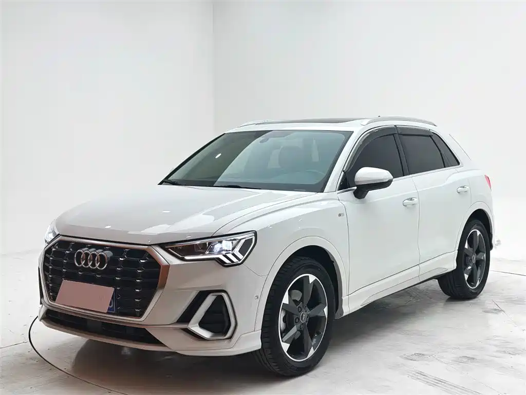 Audi Q3 2021