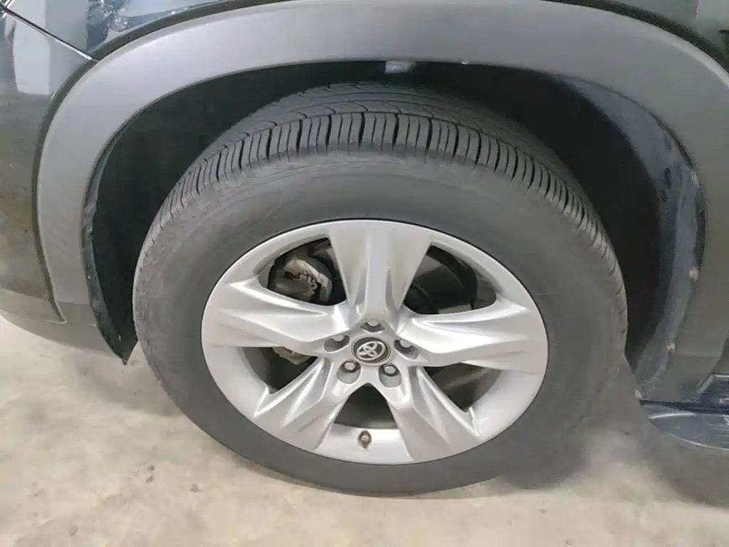 Toyota Highlander — миниатюра 23