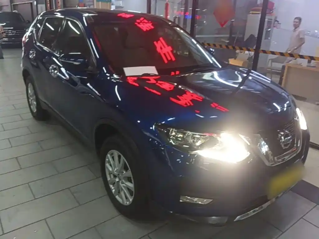 Nissan X-Trail — миниатюра 4