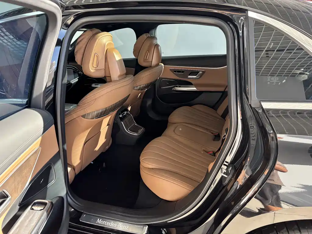 Mercedes-Benz E-Class New Energy — миниатюра 21