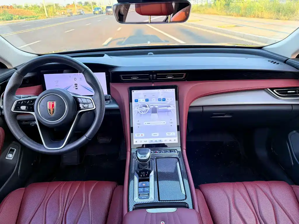 Hongqi Hongqi H5 — миниатюра 3