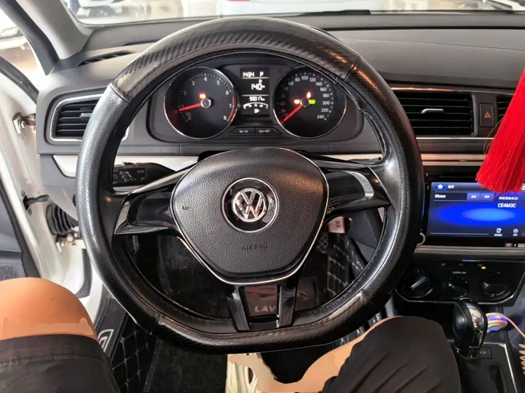 Volkswagen Lavida — миниатюра 11