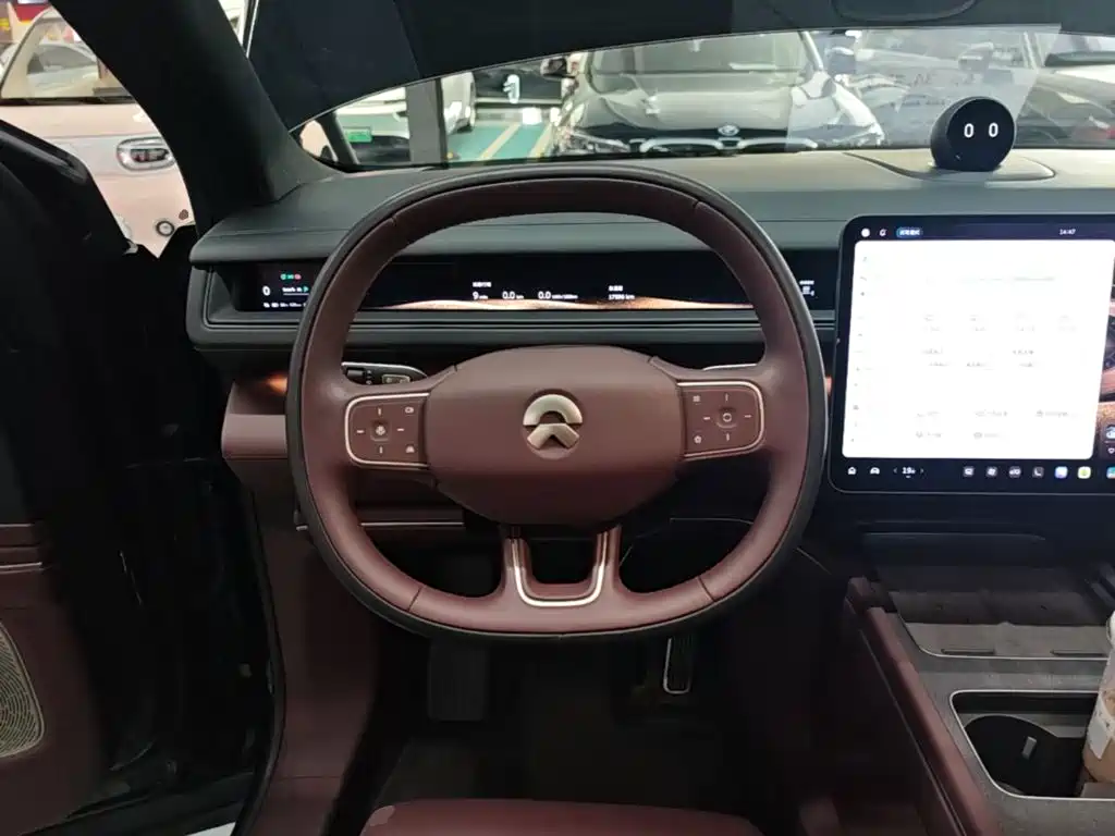 NIO ES8 — миниатюра 11