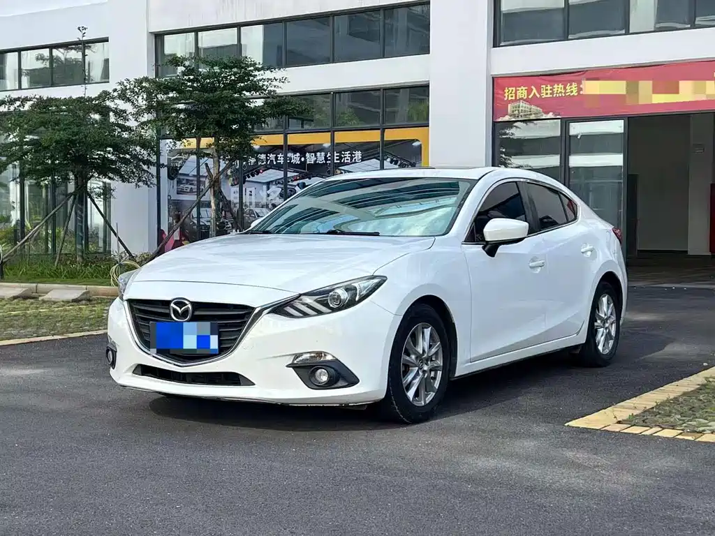 Mazda 3 Axela 2016