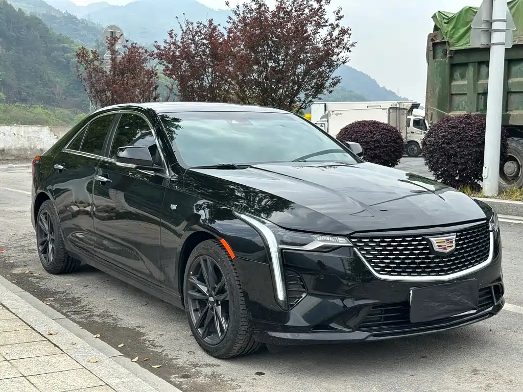 Cadillac CT4 2023