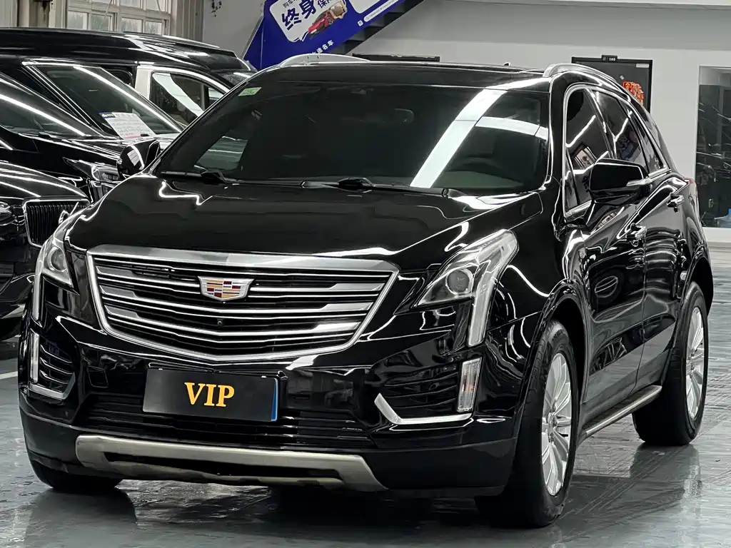 CADILLAC XT5