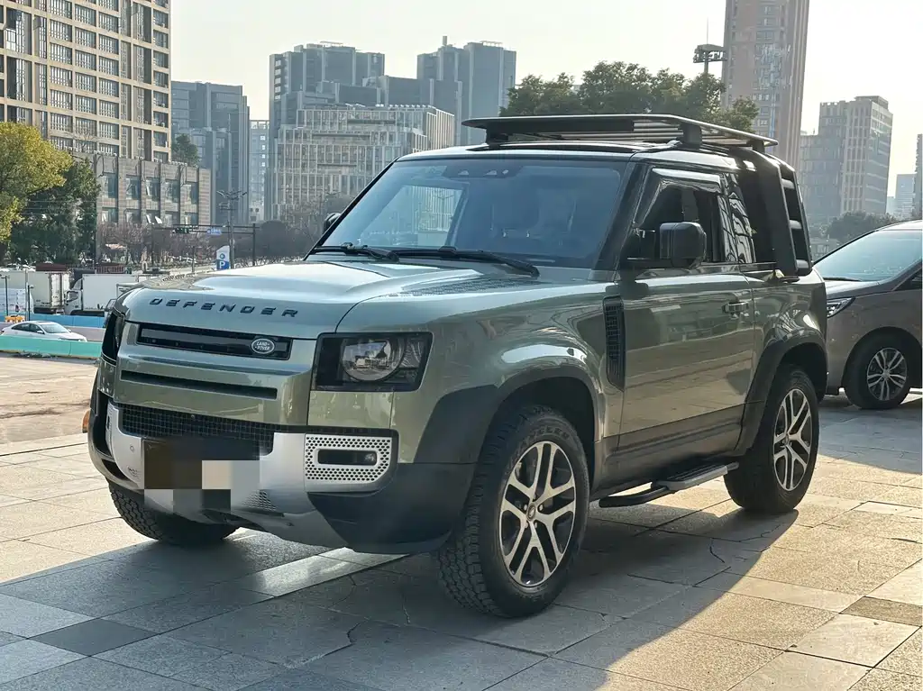 Land Rover Defender 2022