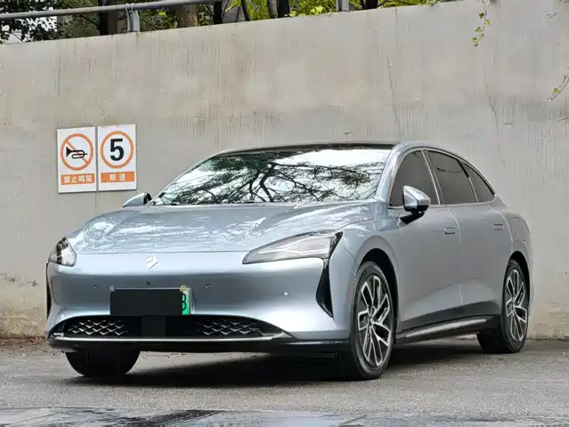 BAOJUN XIANGJING 2025