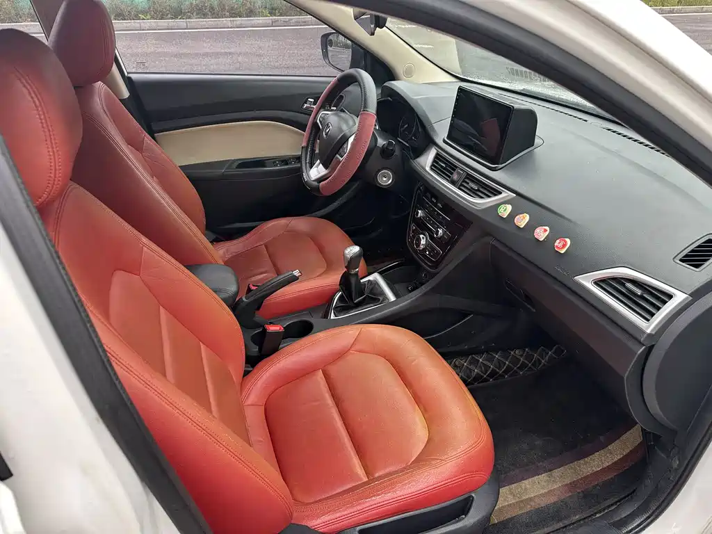 Changan V7 — миниатюра 9