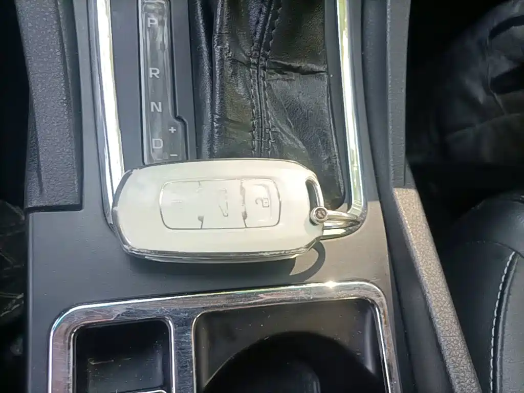 Geely Emgrand — миниатюра 9