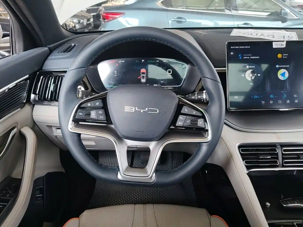 BYD PLUS New Energy — миниатюра 11