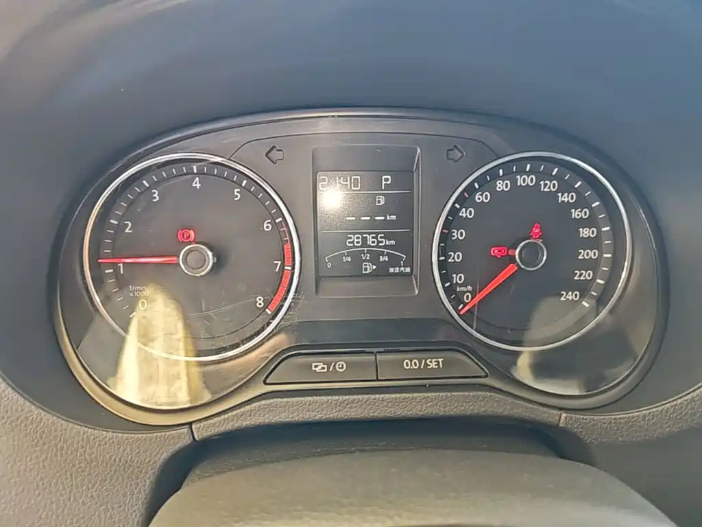 Volkswagen Polo — миниатюра 12