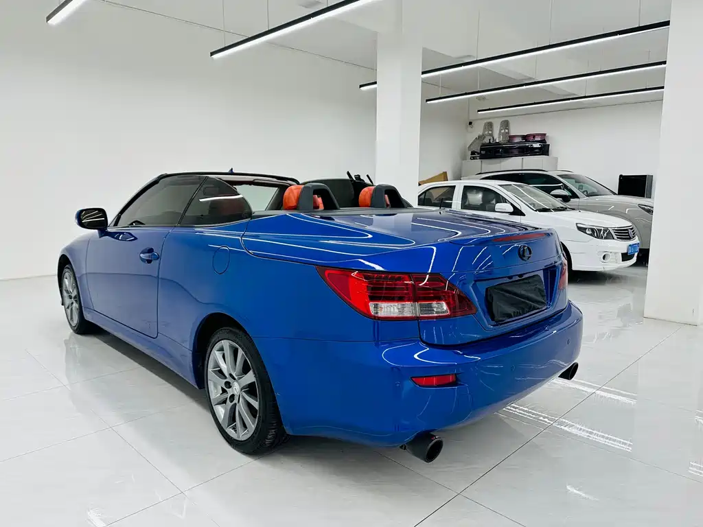 Lexus IS — миниатюра 7