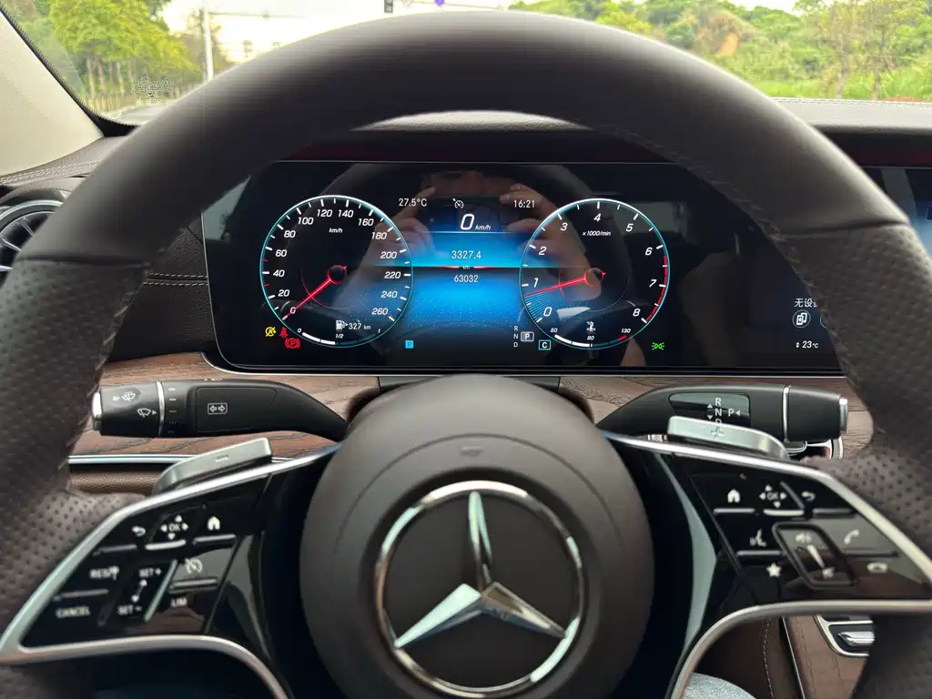 Mercedes-Benz E-Class E 2022 E 300 L Luxury