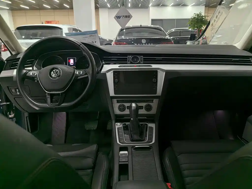 Volkswagen Viloran — миниатюра 5