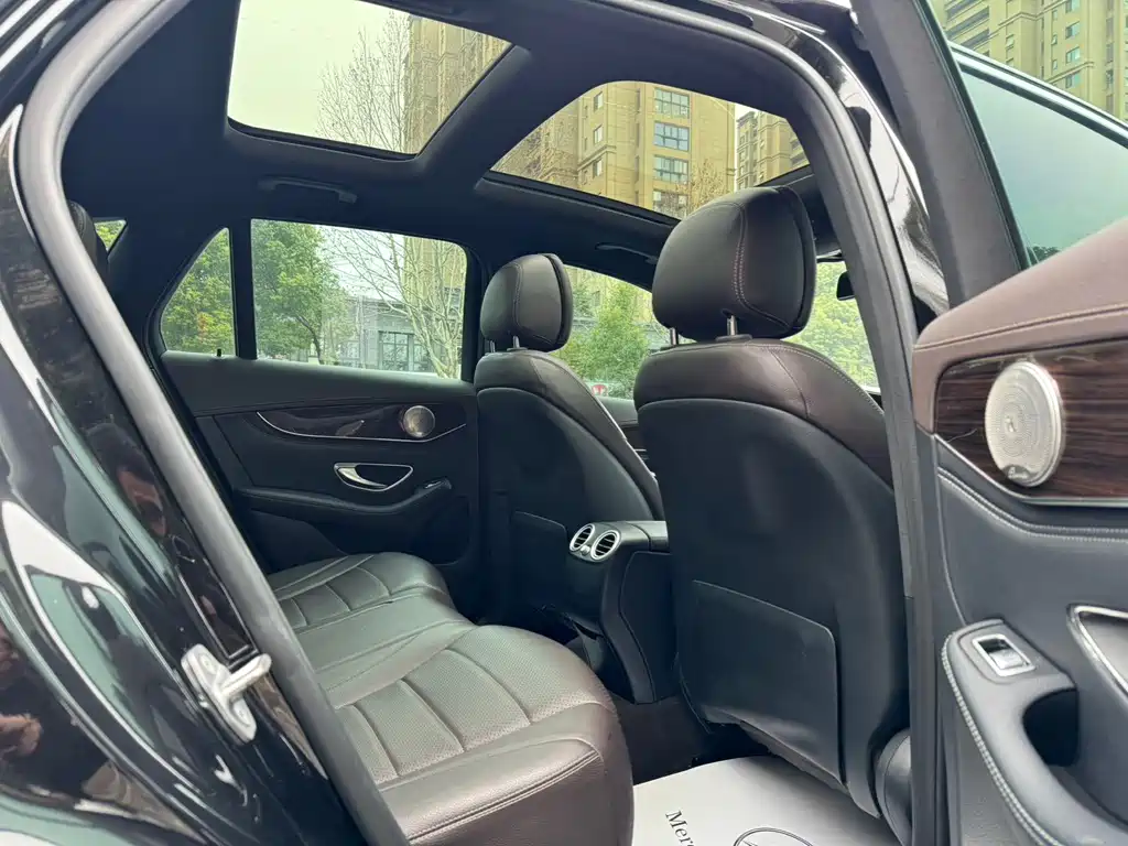 Mercedes-Benz GLC — миниатюра 11