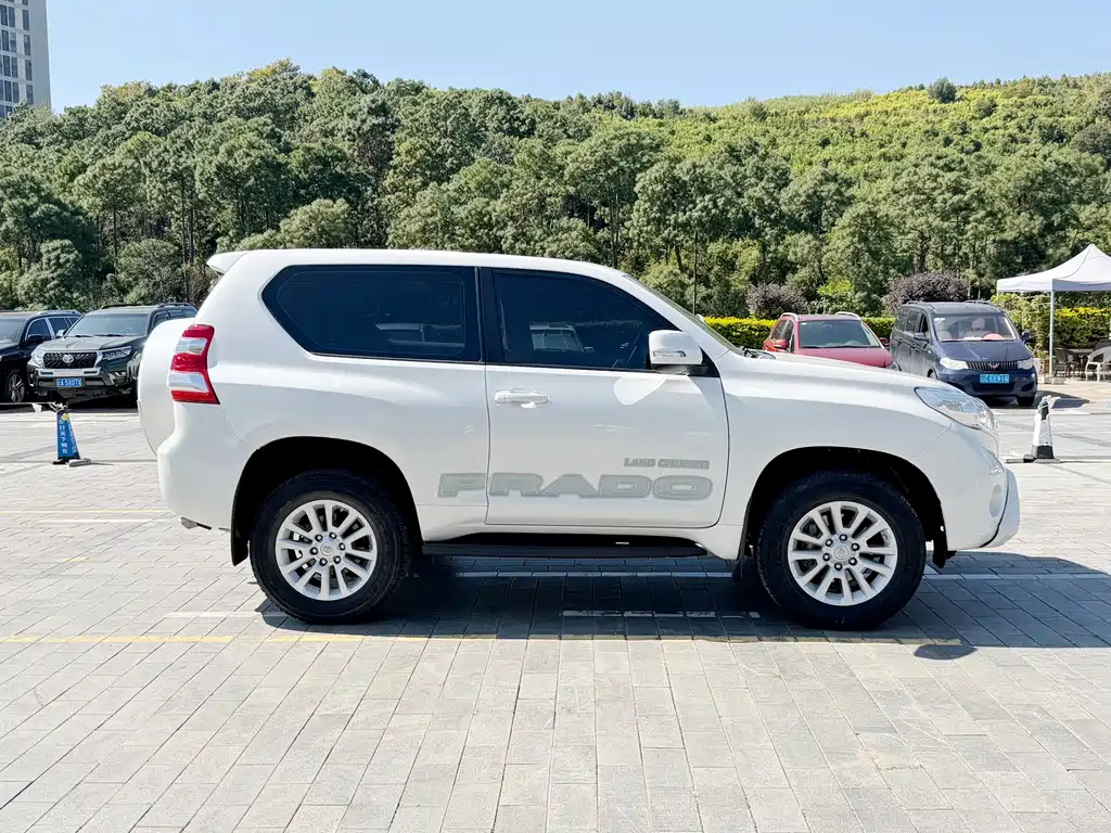 Toyota Prado (Import) — миниатюра 19