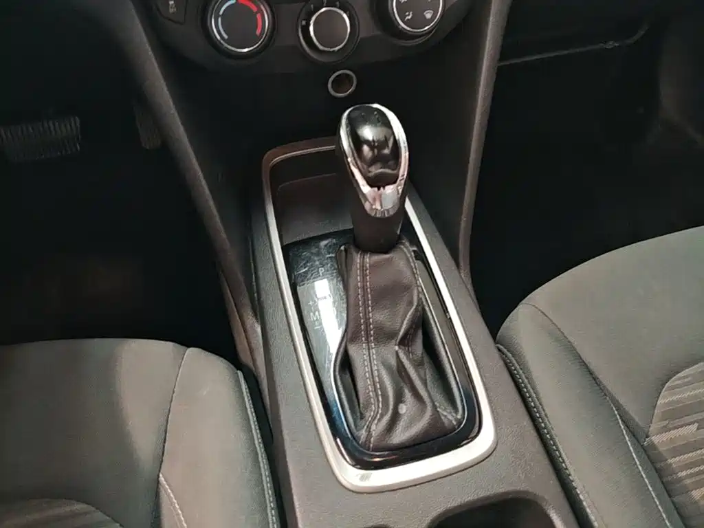 Chevrolet Cavalier — миниатюра 14
